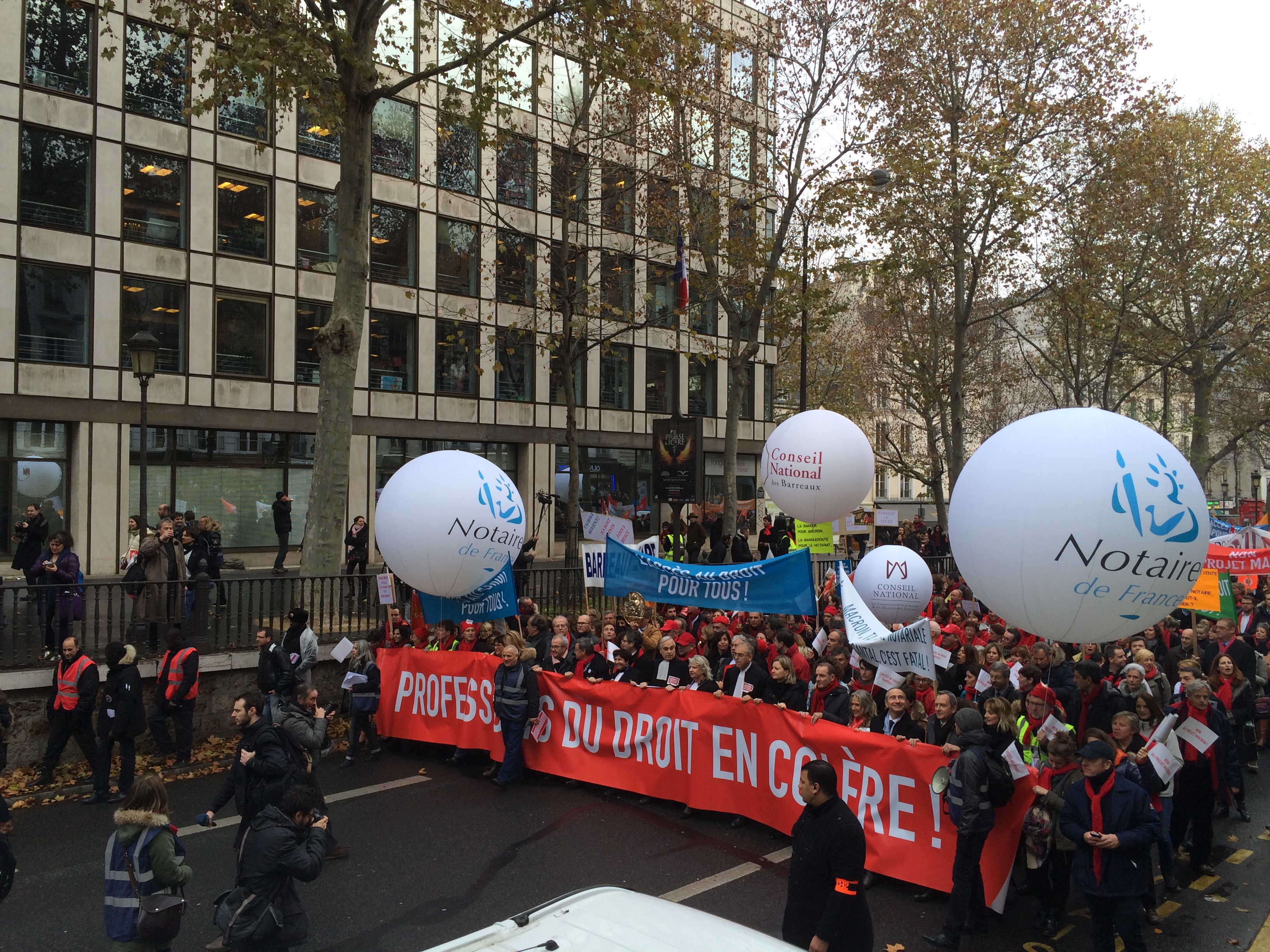 Mobilisation des professions du droit : immense succès!